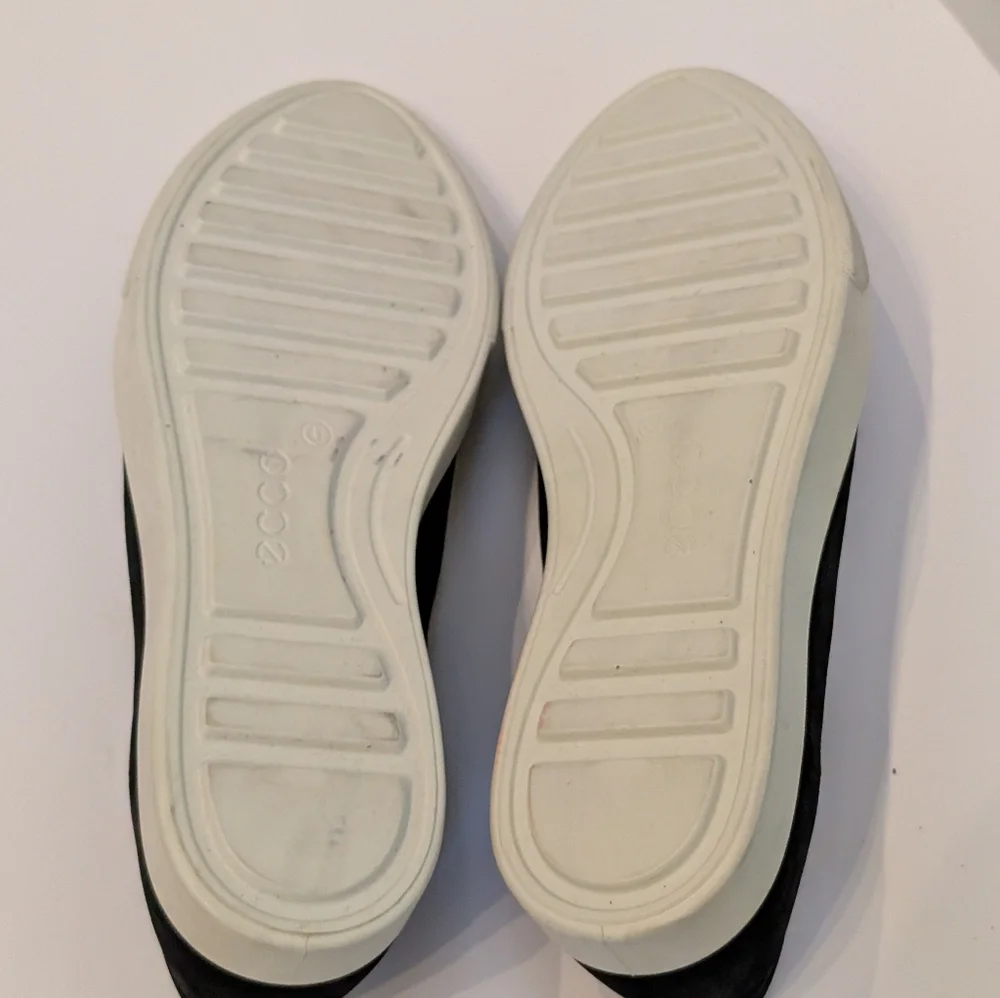 ECCO Women's Gillian Slip On Black Leather Comfort Shoes 10/41 Flat Loafers X1 - Picture 8 of 9